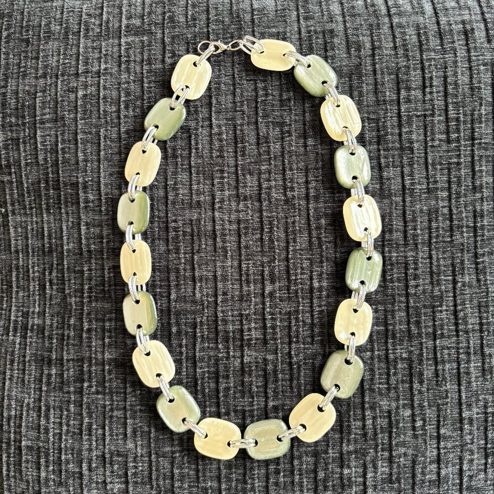 Reversible Necklace Cream Yellow Green Black White Two Style Statement Jewelry - Picture 2 of 7